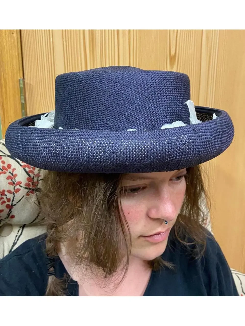 Vintage 1940s–50s Blue Raffia Straw Sculptural Brim Hat - Picture 2 of 8